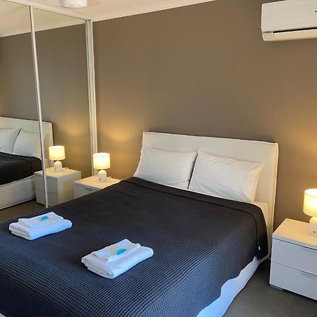 Surfers Beach Resort One Gold Coast Dış mekan fotoğraf